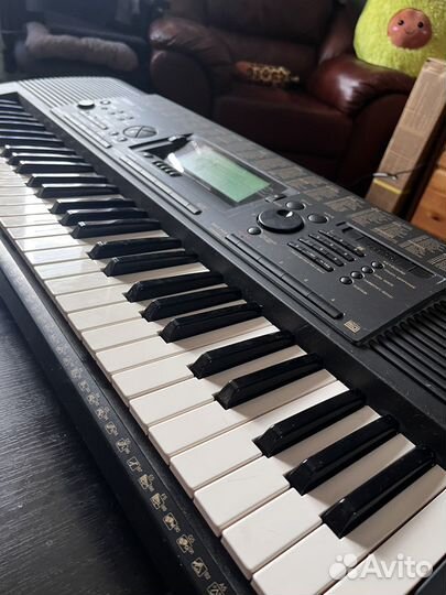 Синтезатор Yamaha psr-520