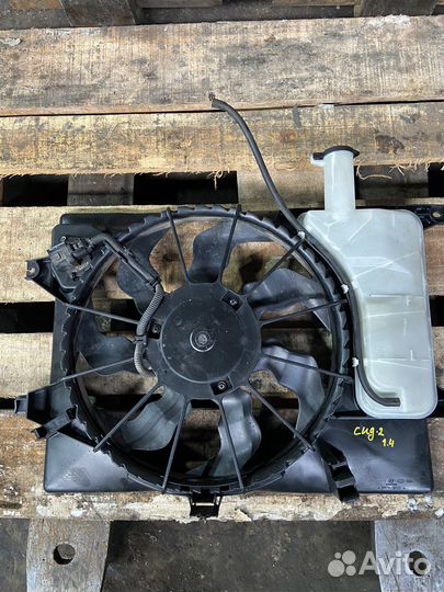 Вентилятор радиатор в сборе Kia Ceed 2 JD 1.4 G4FA