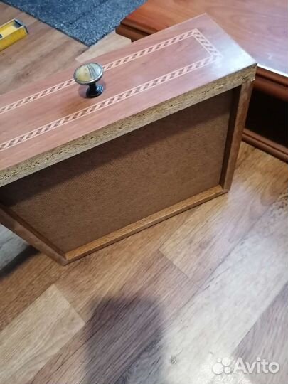 Полка навесная консоль