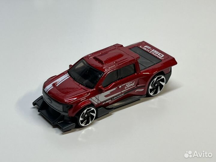 Hot wheels ford f-150 lightning custom