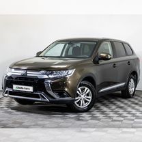 Mitsubishi Outlander 2.0 CVT, 2018, 100 335 км, с пробегом, цена 1 979 000 руб.