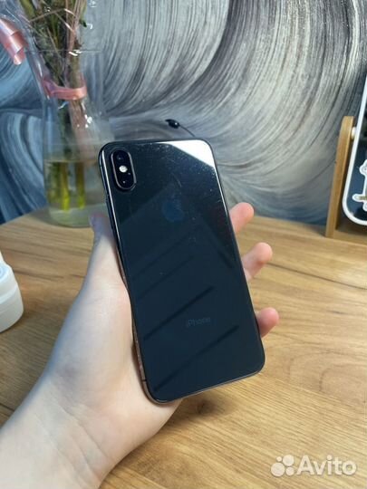 iPhone X, 256 ГБ