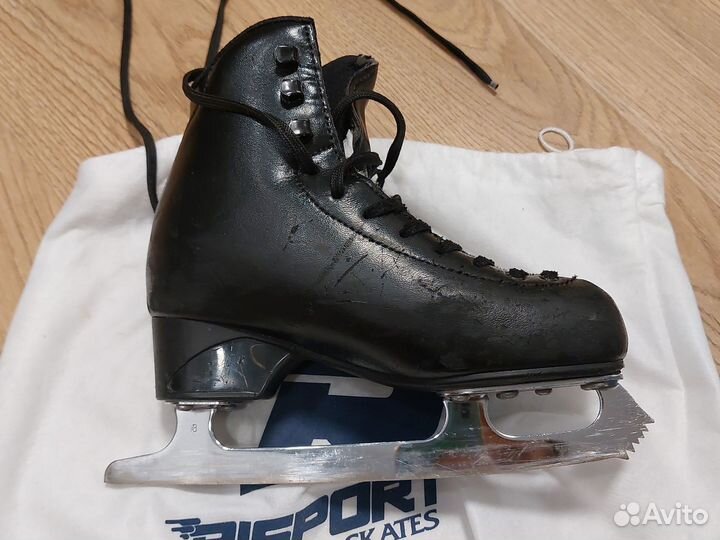 Фигурные коньки risport 215