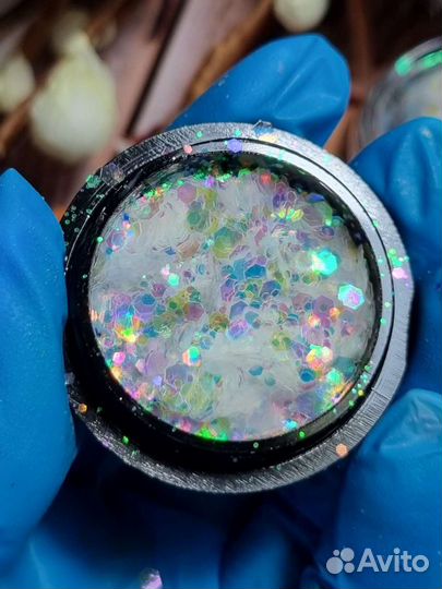 Блёстки для волшебного маникюра