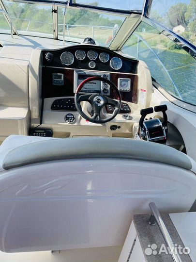 Sea Ray Sundancer 325 в идеальном состоянии