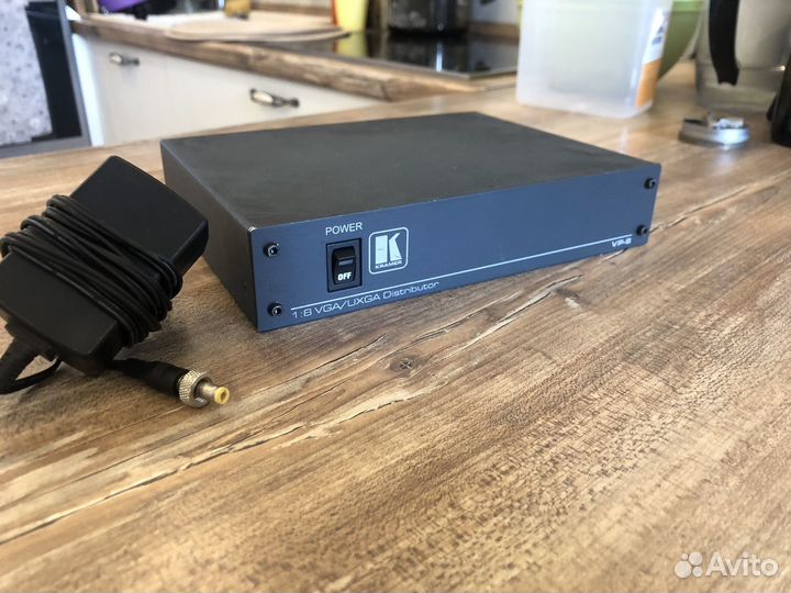 Уселитель-распределитель kramer 1:8 VGA/uxga