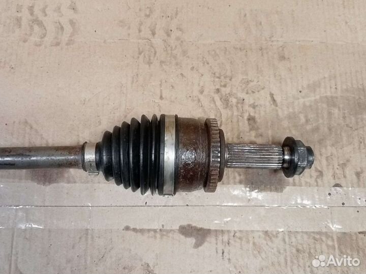 Привод передний левый Kia rio 3 solaris АКПП 1.6