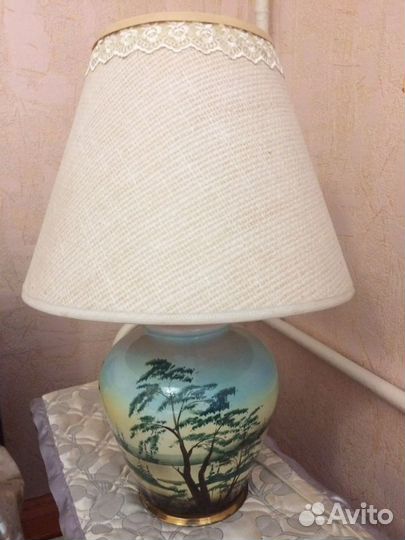 Лампа настольная