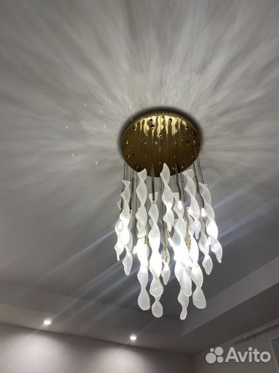 Люстра потолочная