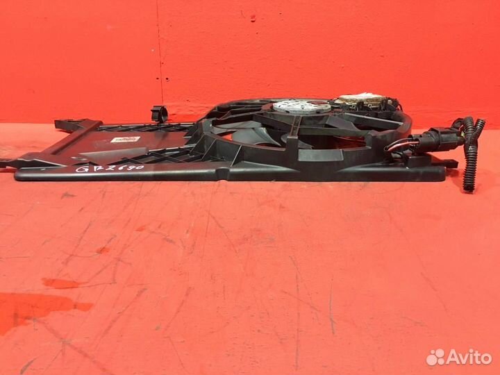 Вентилятор охлаждения двигателя Ford Focus 2 G8DA