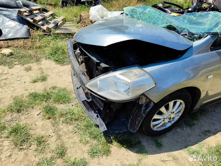 Разбор Nissan tiida с11 седан