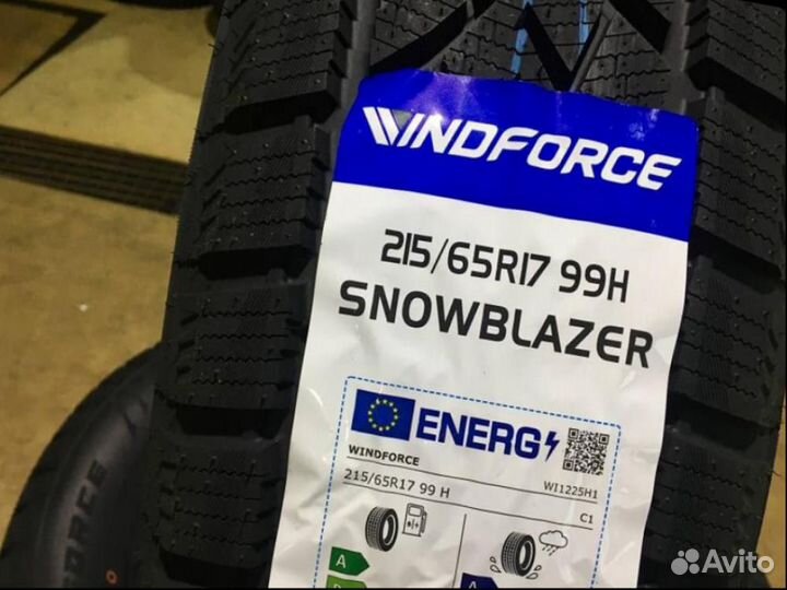 Windforce Snowblazer 215/65 R17 99H