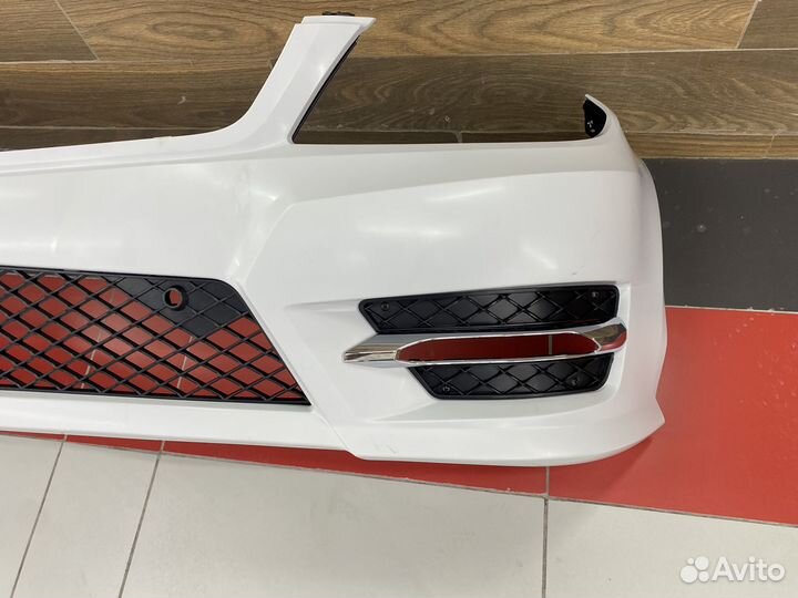 Передний бампер Mercedes 204 AMG рестайлинг