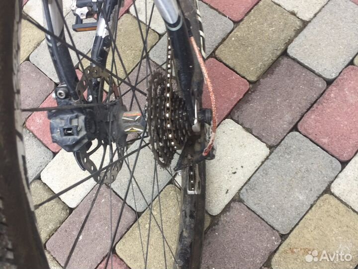 Велосипед cube