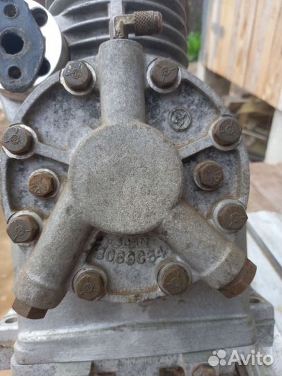 Компресор для рефрижератора