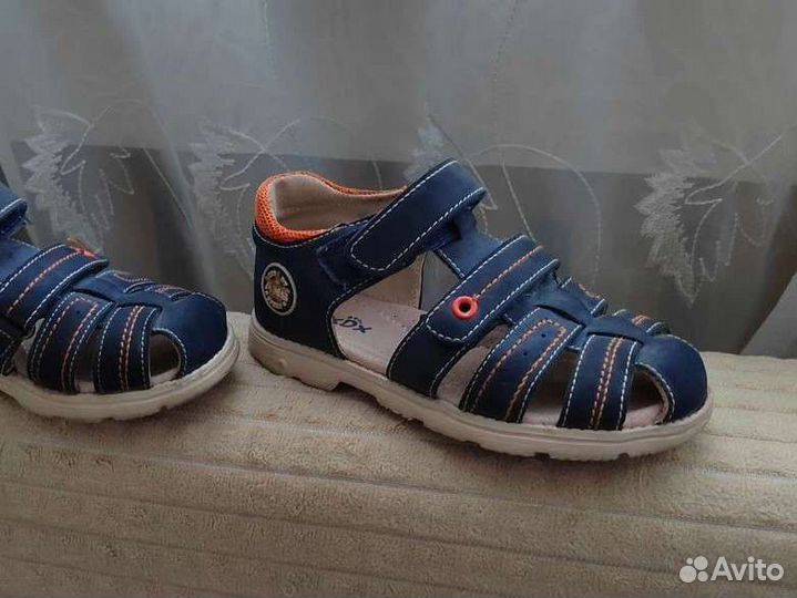 Сандали детские