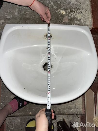 Раковина в ванной комнате