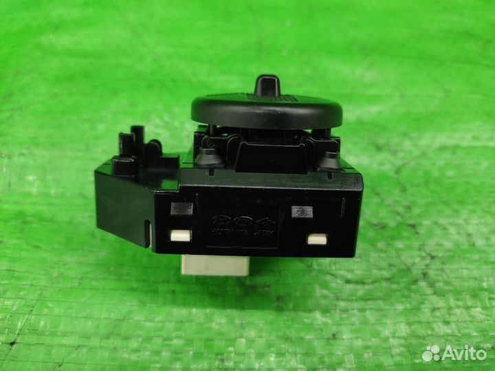 Блок управления зеркалами Hyundai Tucson