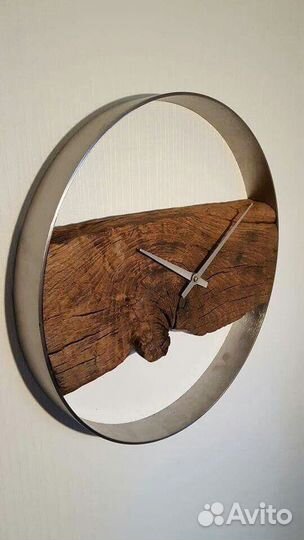 Часы в стиле лофт