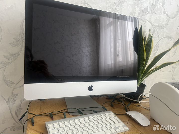 Apple iMac 21.5