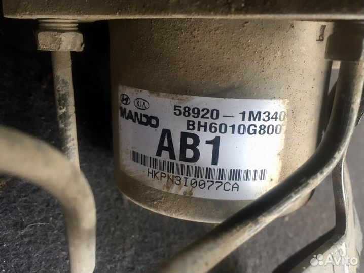 Блок ABS 1.6 Kia Cerato 2 58920-1m340