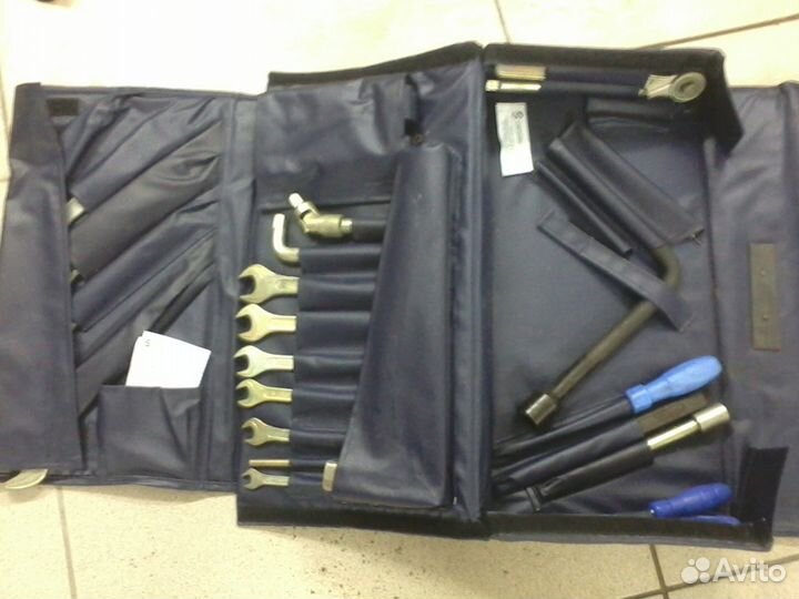 Набор инструментов для механика 