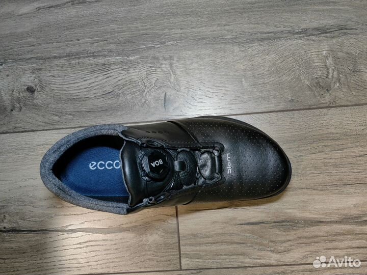 Кроссовки ecco