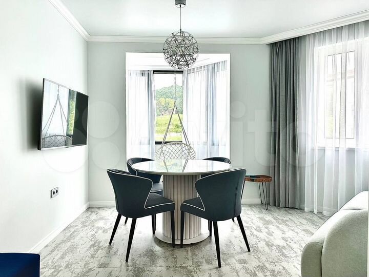 2-к. квартира, 58 м², 8/22 эт.