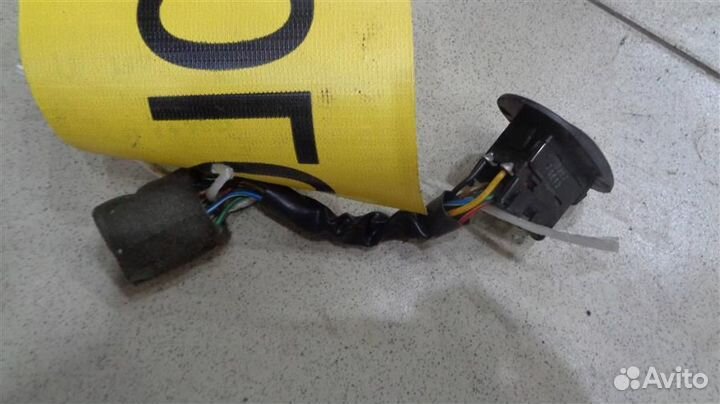 Кнопка стеклоподъемника Hyundai Galloper 1997-2003