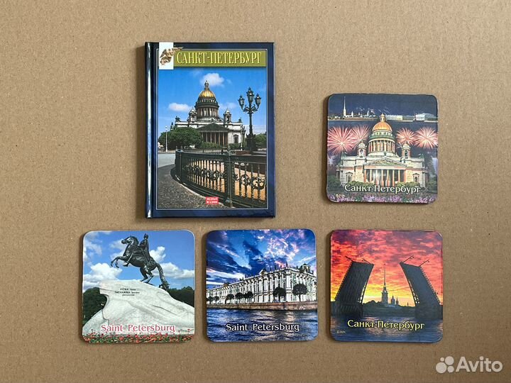 Сувениры из Санкт-Петербурга