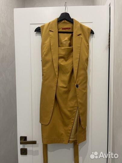 Костюм двойка с юбкой