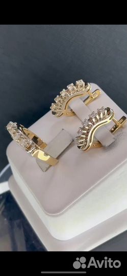 Золотой комплект 750 с бриллиантами