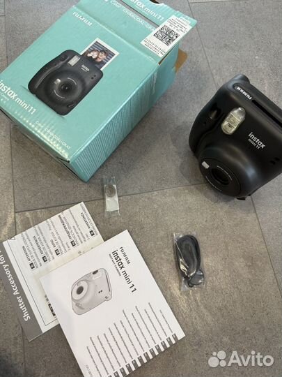 Фотоаппарат поларойд instax mini 11