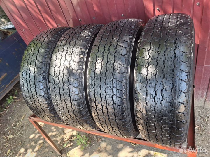 Bridgestone Dueler H/T 255/70 R15