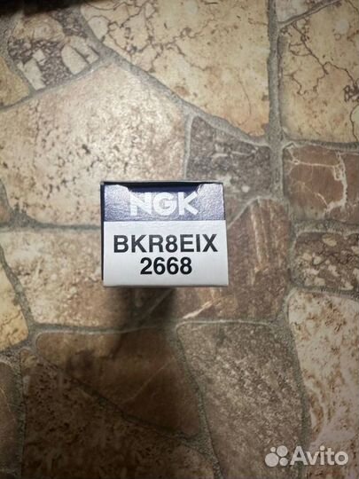 Свеча зажигания BKR8EIX 2668 NGK