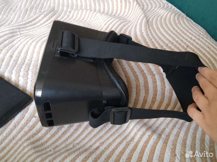 VR очки на телефоне (acme)