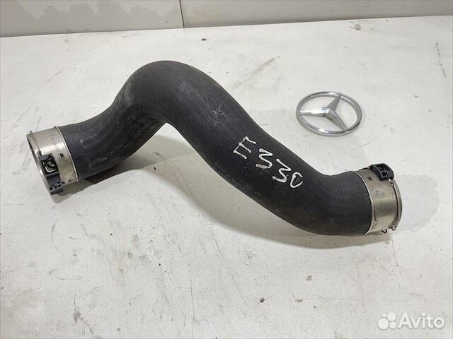 Патрубок интеркуллера левый Мерседес М271 w212 w20