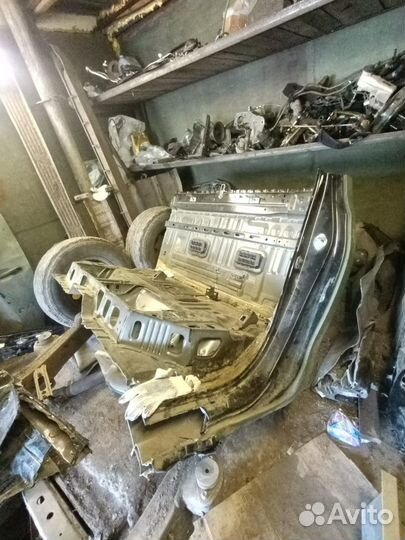 Toyota Hilux 2016 год