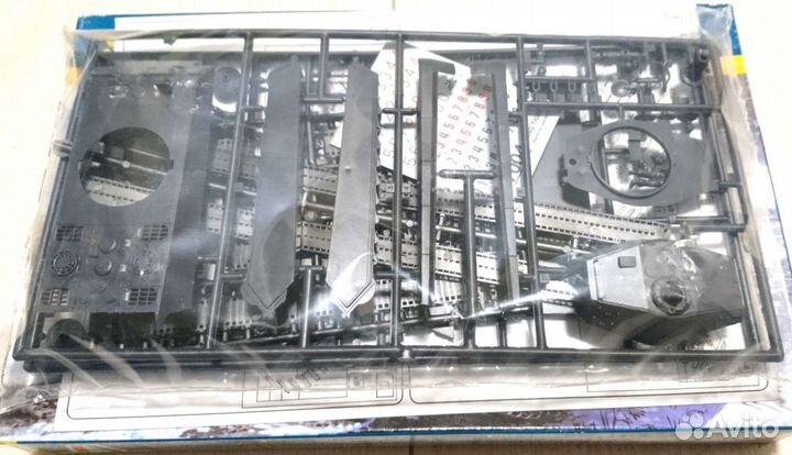 Техника модель танка Italeri 182 King Tiger