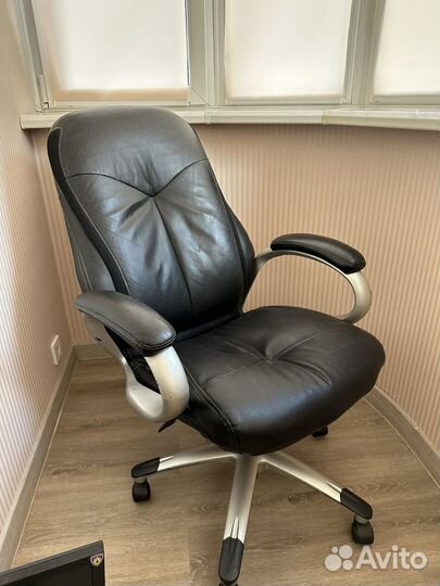 Компьютерное кресло