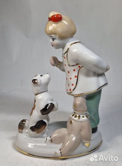 Статуэтка фарфоровая СССР