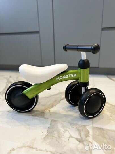 Hb каталка, беговел