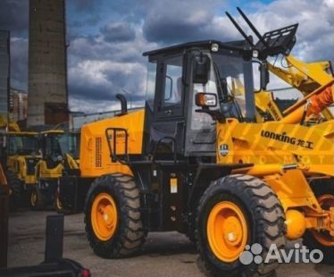 Фронтальный погрузчик Lonking LG833N, 2023