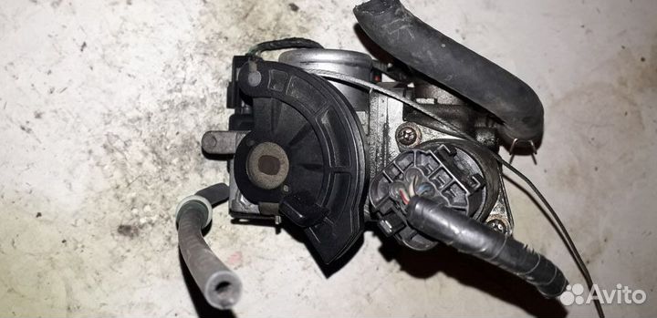 Дроссельная заслонка Suzuki Jimny JB23W, K6A