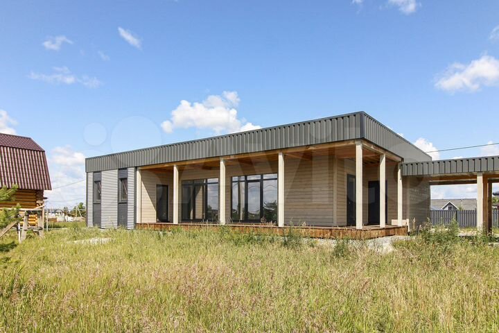 Дом 168 м² на участке 9 сот.