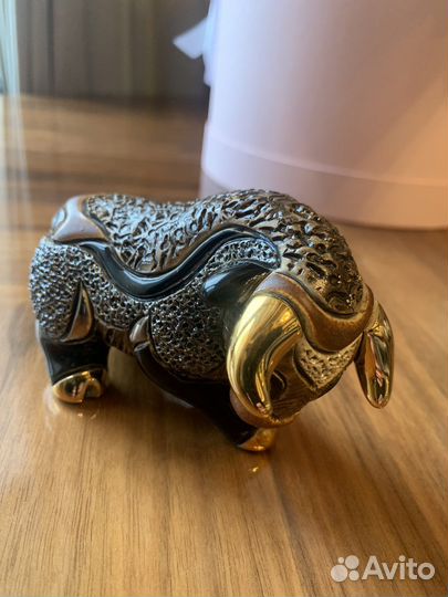 Фигурка de rosa бык маленький 11,5/7,5/6 см