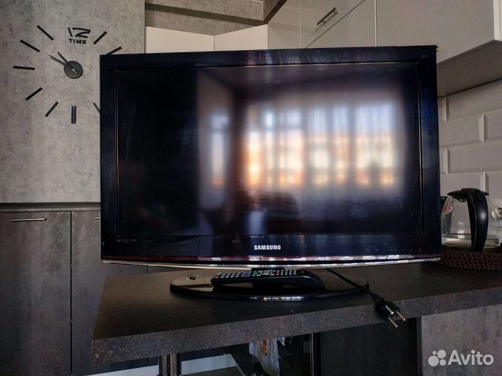 Продам ЖК телевизор