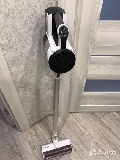 Пылесос Pioneer вертикальный беспроводной