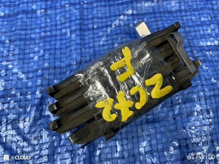 Тормозные колодки на suzuki swift ZC72S K12B