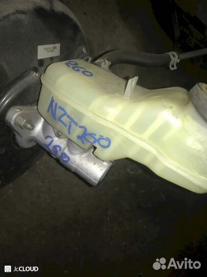 Главный тормозной цилиндр на toyota premio NZT260